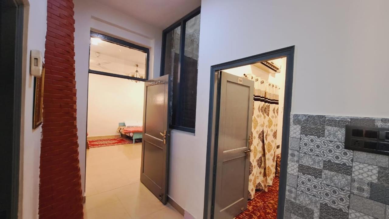 Sufi Khandar Home Stay Neu-Delhi Exterior foto